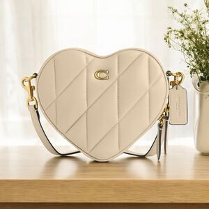NWT Coach Quilted Heart Crossbody Bag